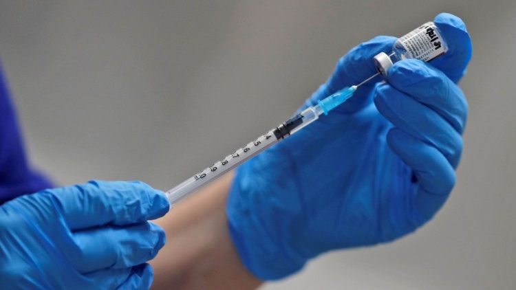 Việt Nam đã tiêm gần 3.594.000 liều vắc xin phòng Covid-19
